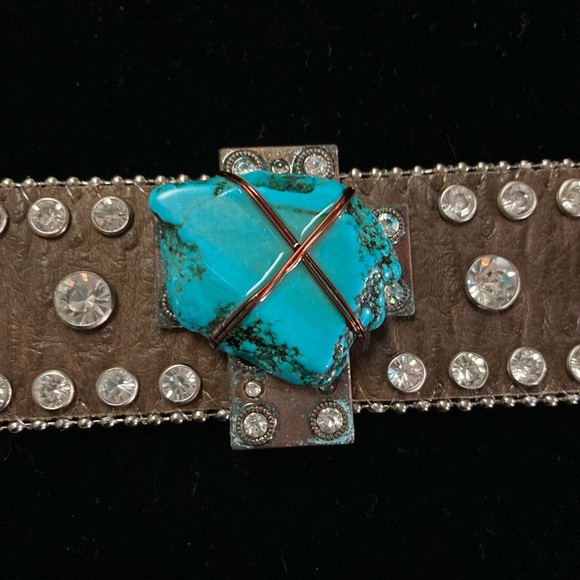NOCONA Crystal studded turquoise  copperwire wrapped embellishments Size XL - Picture 2 of 16